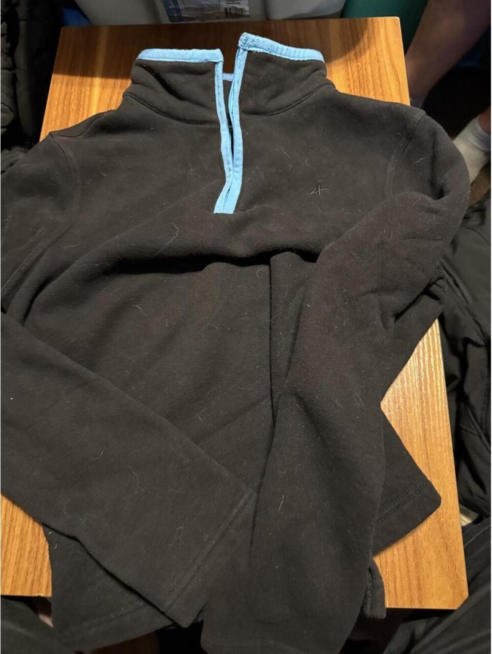 Athleta Women's Black Sweatshirt